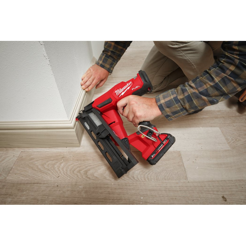 Аккумуляторный гвоздезабиватель с наклонным магазином Milwaukee M18 FUEL FN16GA-0X 4933478094 фото 11